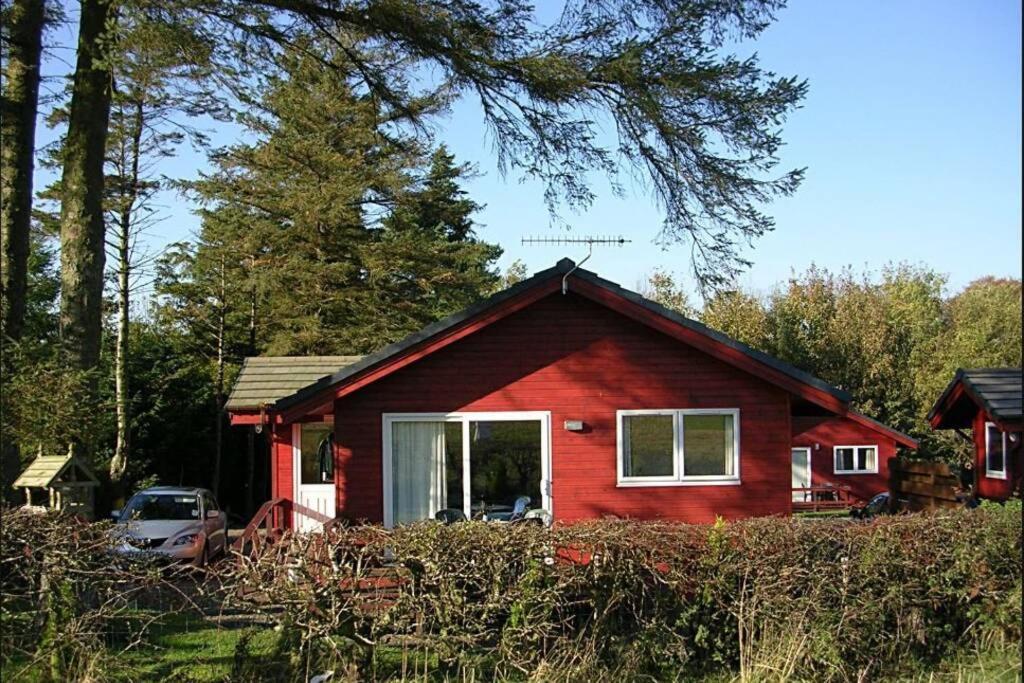 Heron Lodge, Edge Of Mabie Forest 邓弗里斯 外观 照片