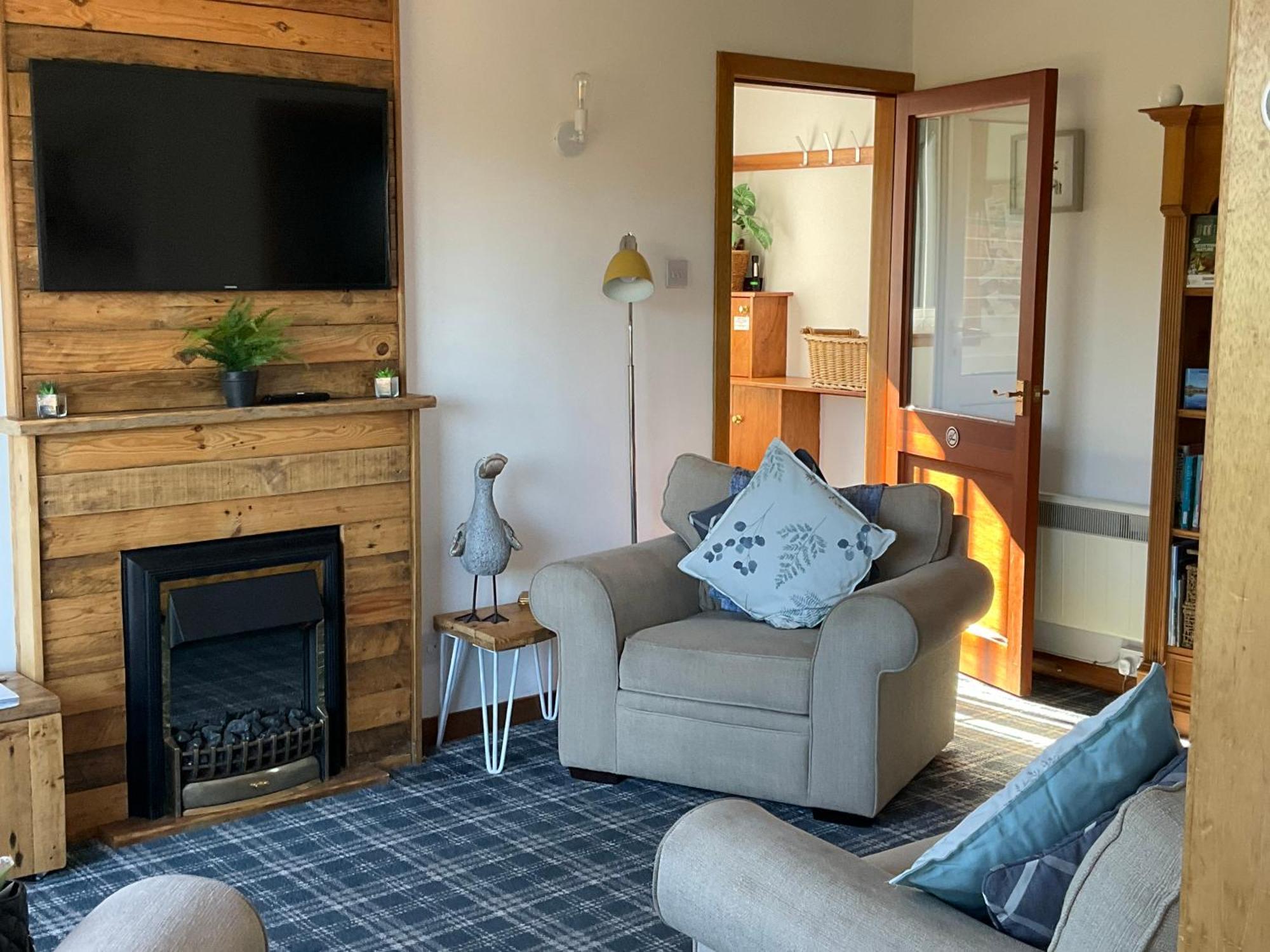 Heron Lodge, Edge Of Mabie Forest 邓弗里斯 外观 照片